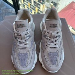 Кроссовки женские - фото 1