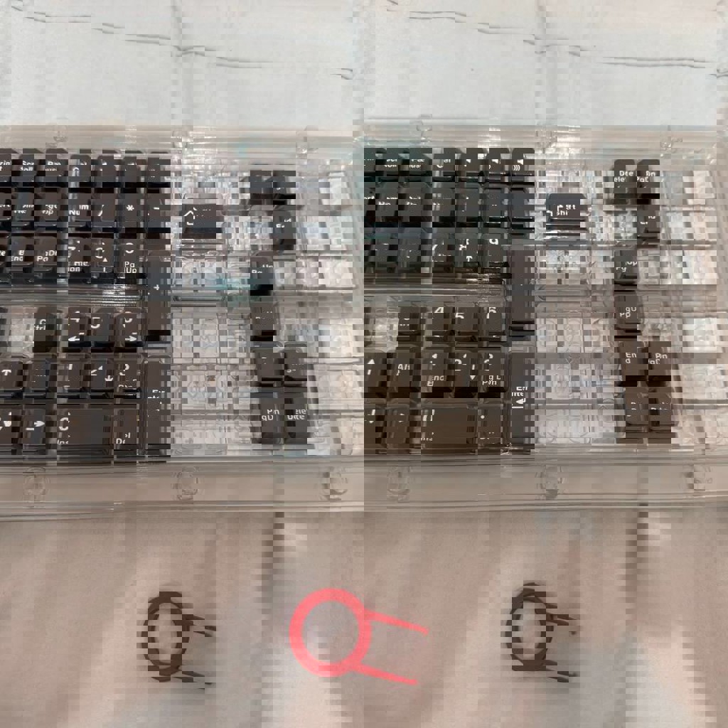 Новые кейкапы для клавиатуры