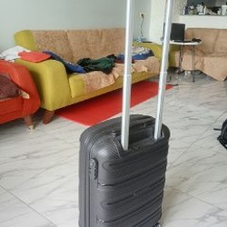 Чемодан на колесиках - фото 3