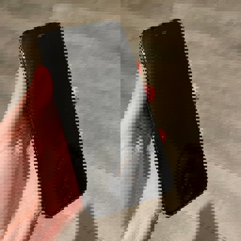 Айфон 8 на запчасти