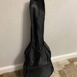 Гитара с чехлом и каподастром - фото 2