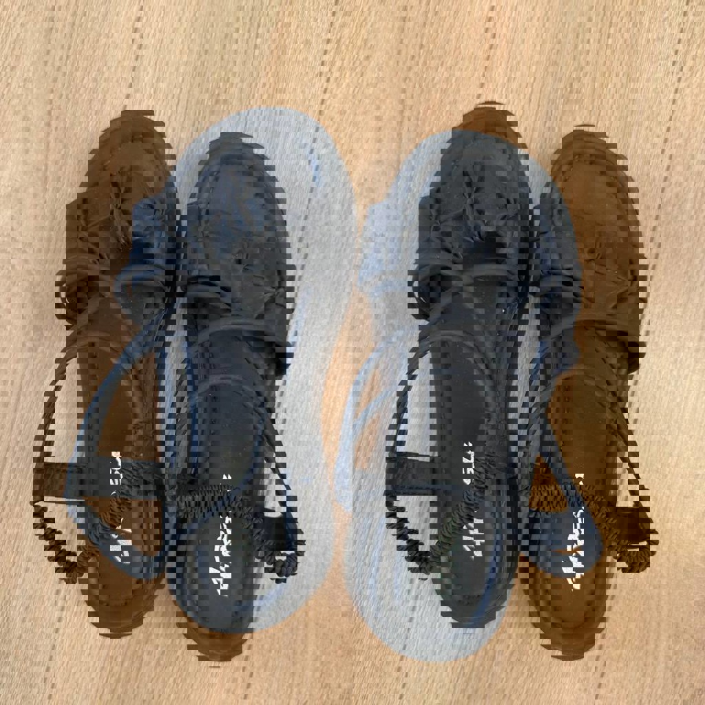 Босоножки женские