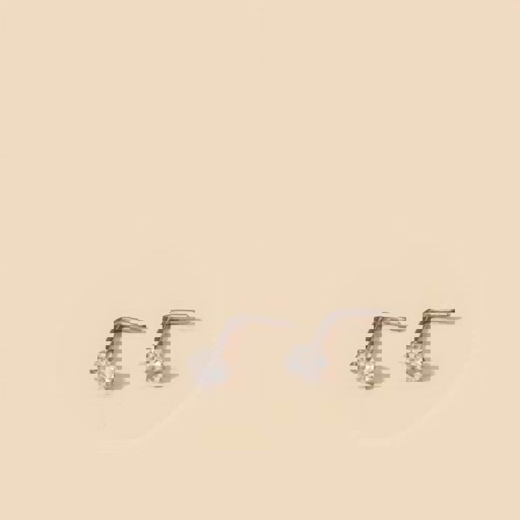 Пирсинг для носа в виде сердечка