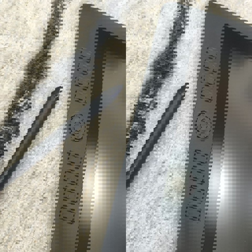 Графический экран Parblo Coast 16