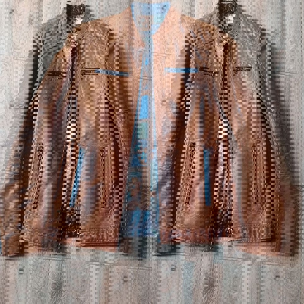 Кожаная куртка