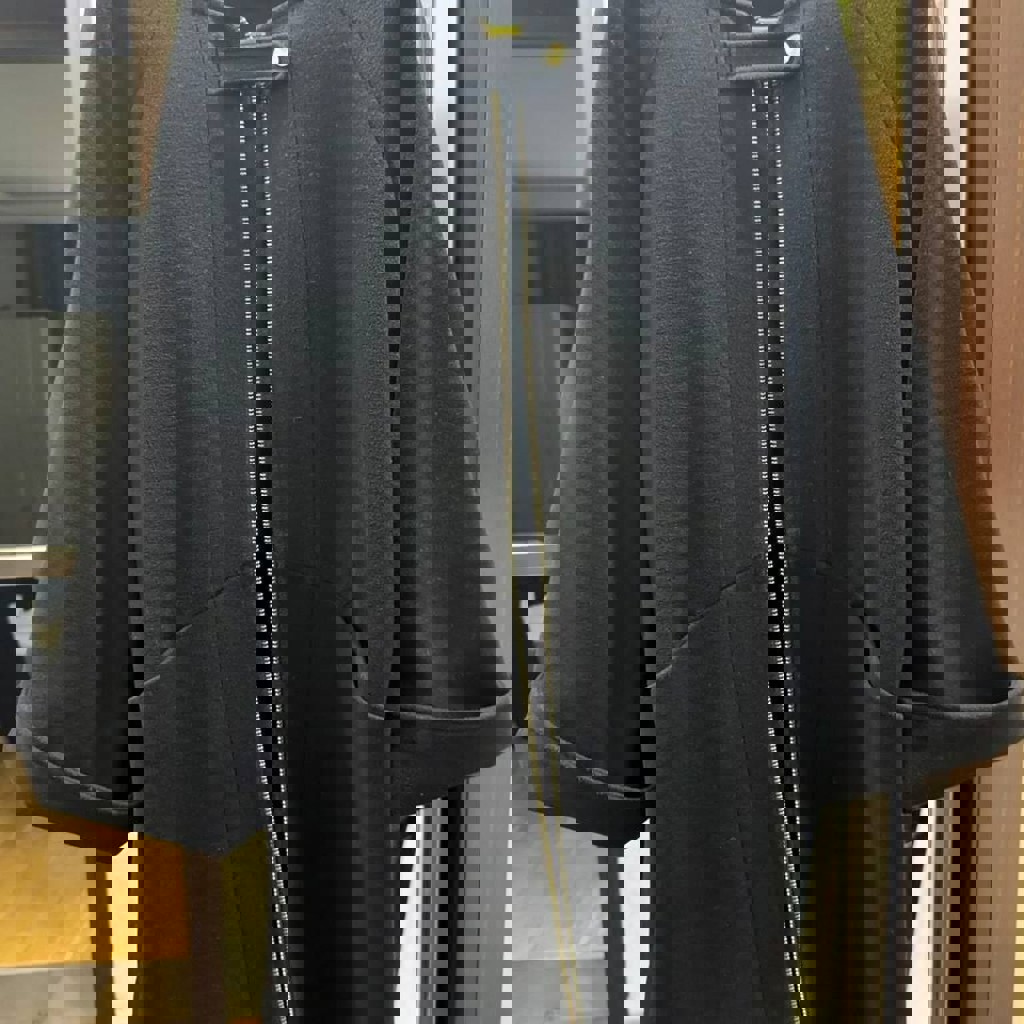 Чёрное манто