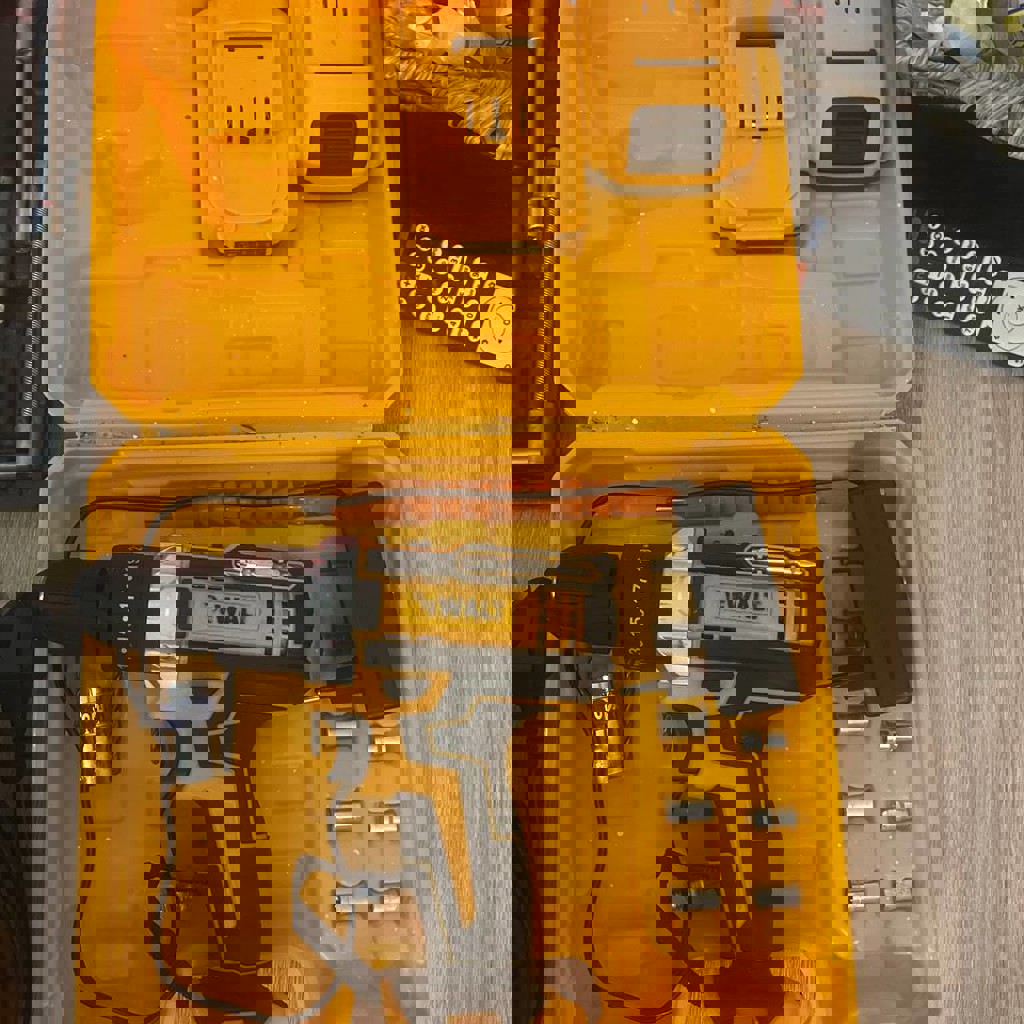 Шуруповерт