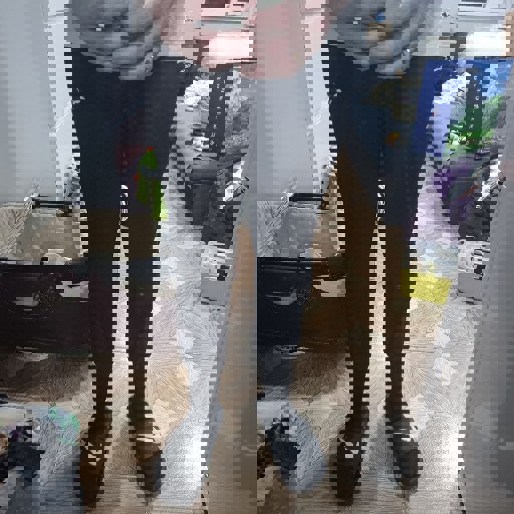 Чёрные спортивные штаны