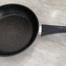 Сковорода черная - фото 1