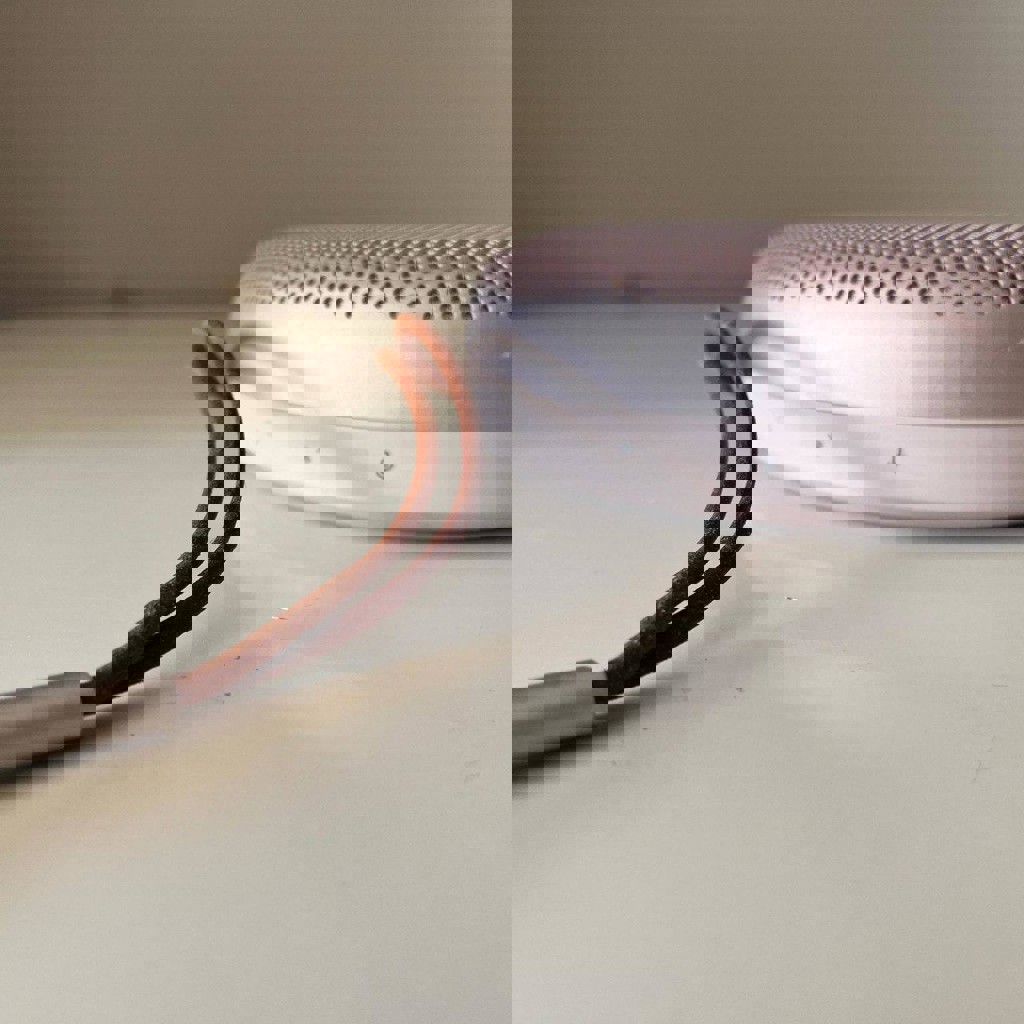 BANG&OLUFSEN A1 (2ND GEN)