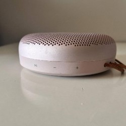 BANG&OLUFSEN A1 (2ND GEN) - фото 3