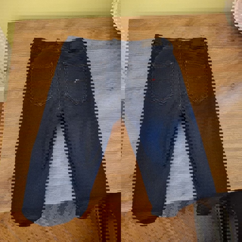 Джинсы Tommy Hilfiger