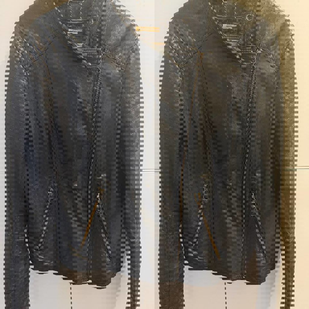 Куртка из натуральной кожи