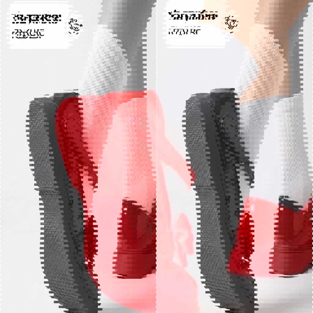 Красные праздничные туфли для девочки