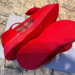 Красные праздничные туфли для девочки - фото 3