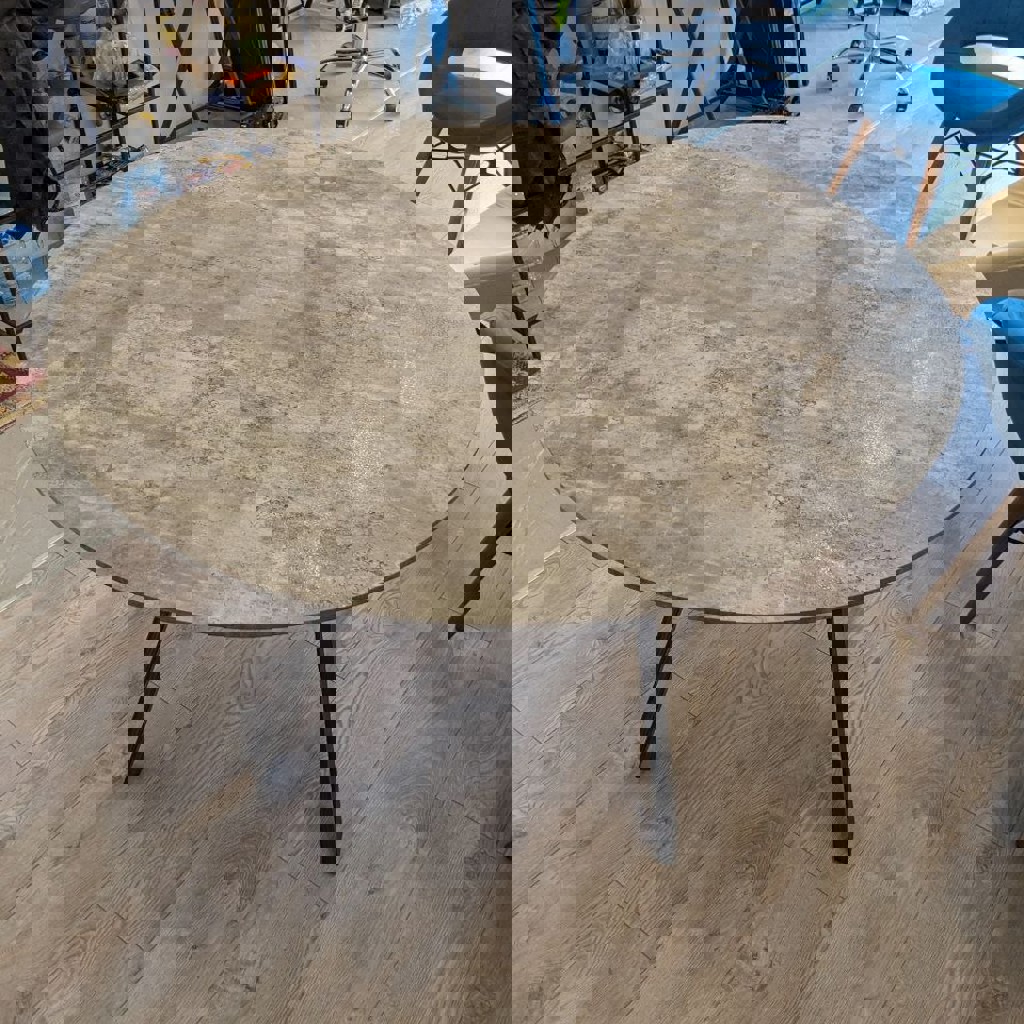 Круглый стол