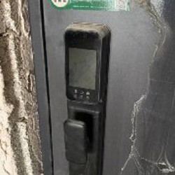 Входная дверь с умным замком - фото 2