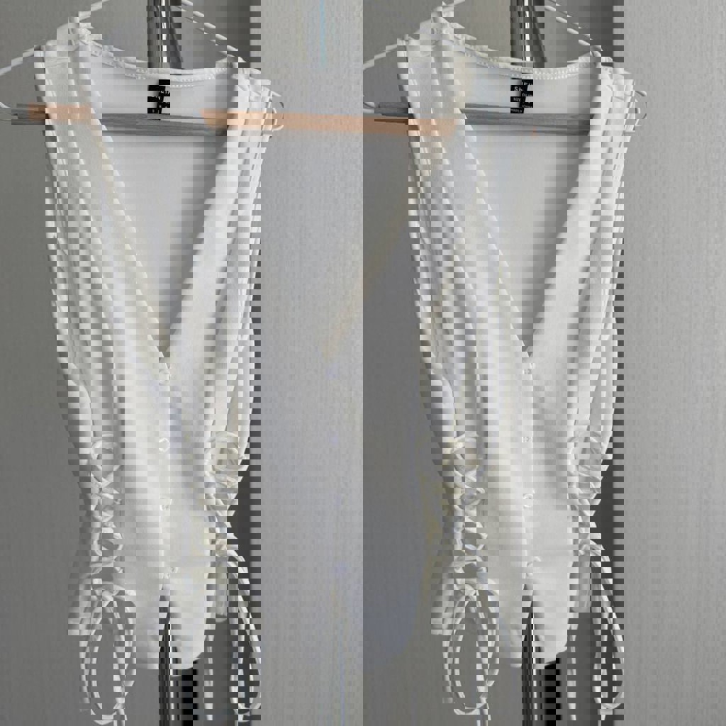 Жилетка белая размер S