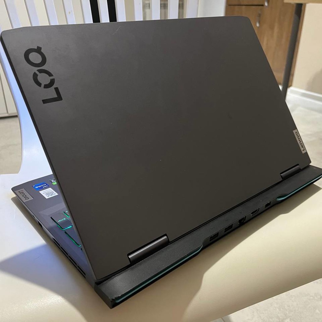 Игровой ноутбук Lenovo LOQ 15IRH8