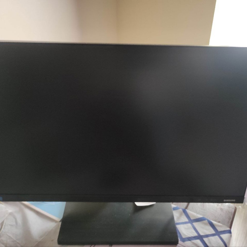 Samsung LF24T450FQIXCI