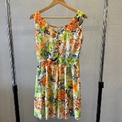 Темно зеленое платье - фото 1