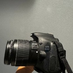 Камера Canon 600D - фото 3