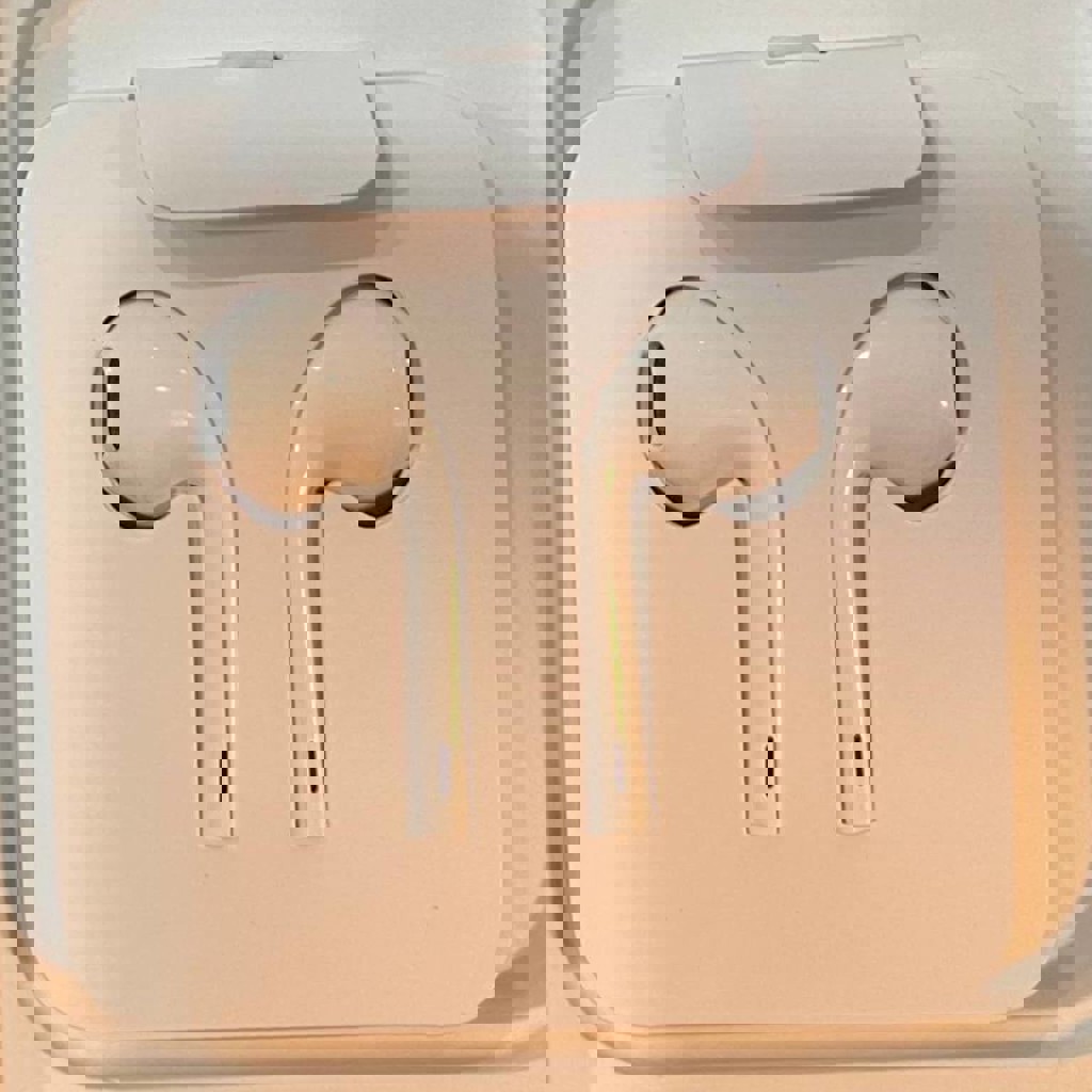 Наушники лайтинг