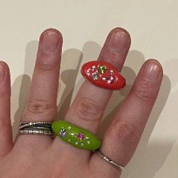 Кольца ручной работы из глины со стразами - фото 2
