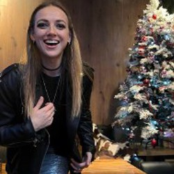 Юбка блестящая в стиле 90-х - фото 2