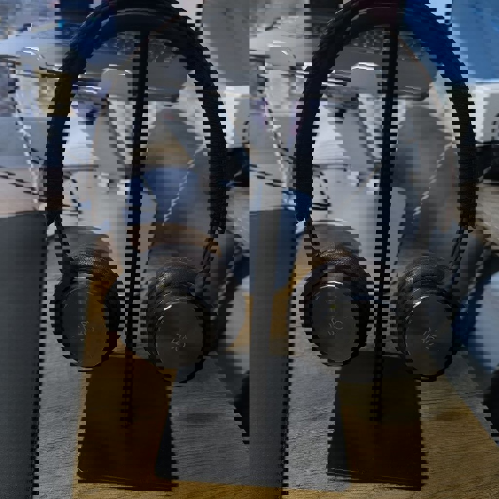 Разборная подставка под наушники