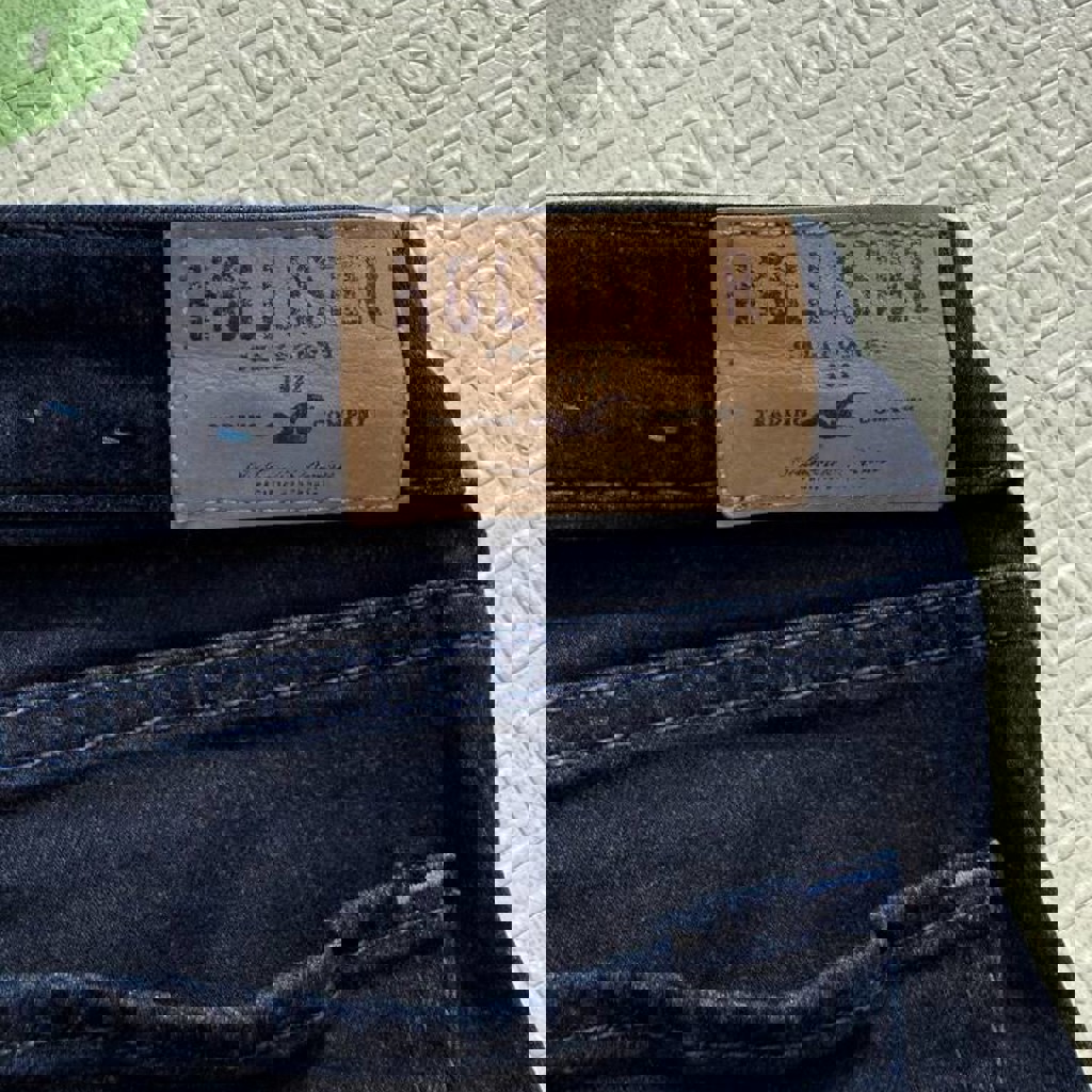 Джинсы Hollister