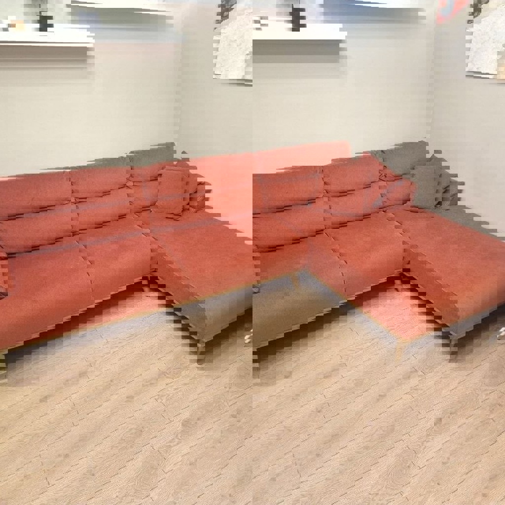 Угловой диван