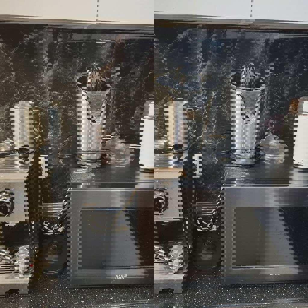 Микроволновка с грилем Samsung