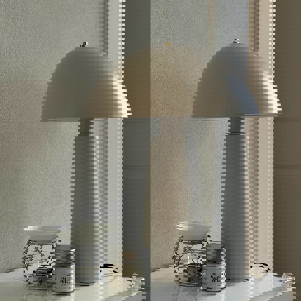 Настольная лампа