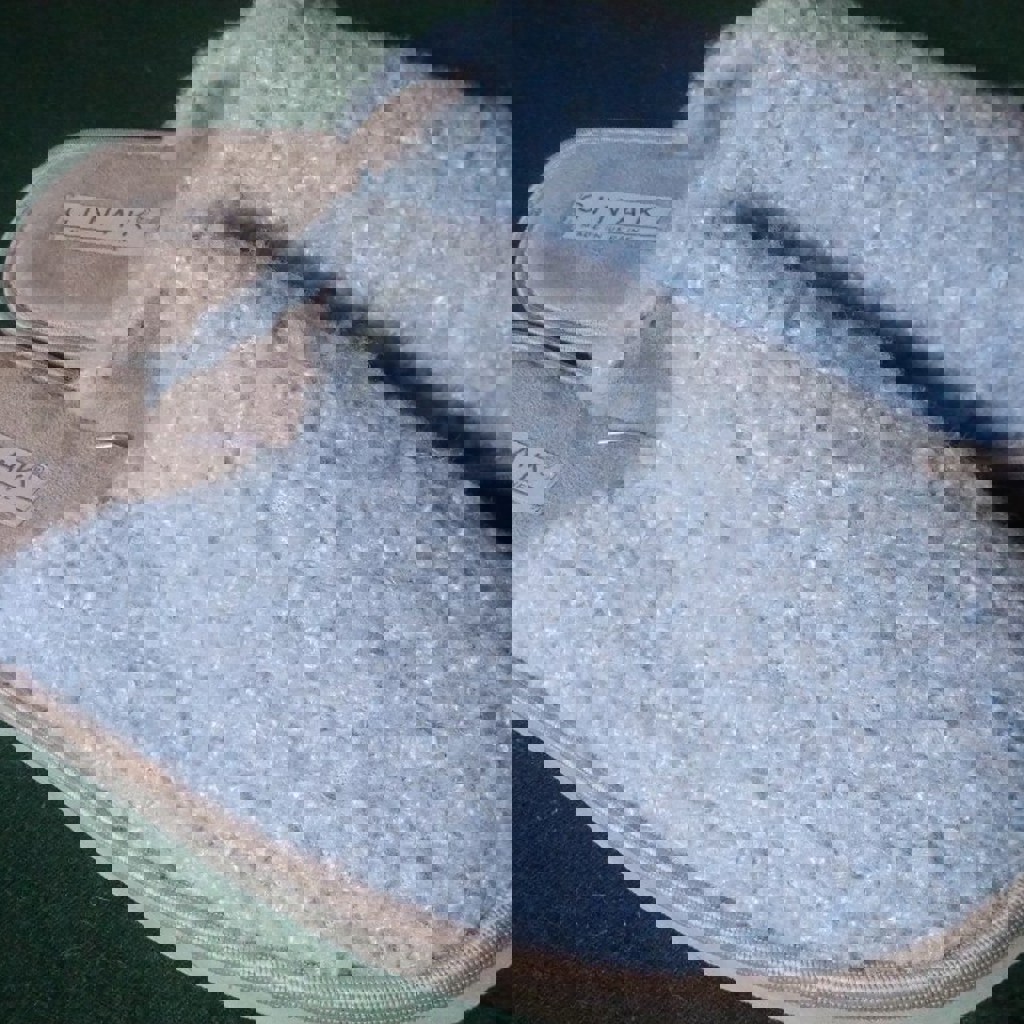 Мягкие голубые тапочки