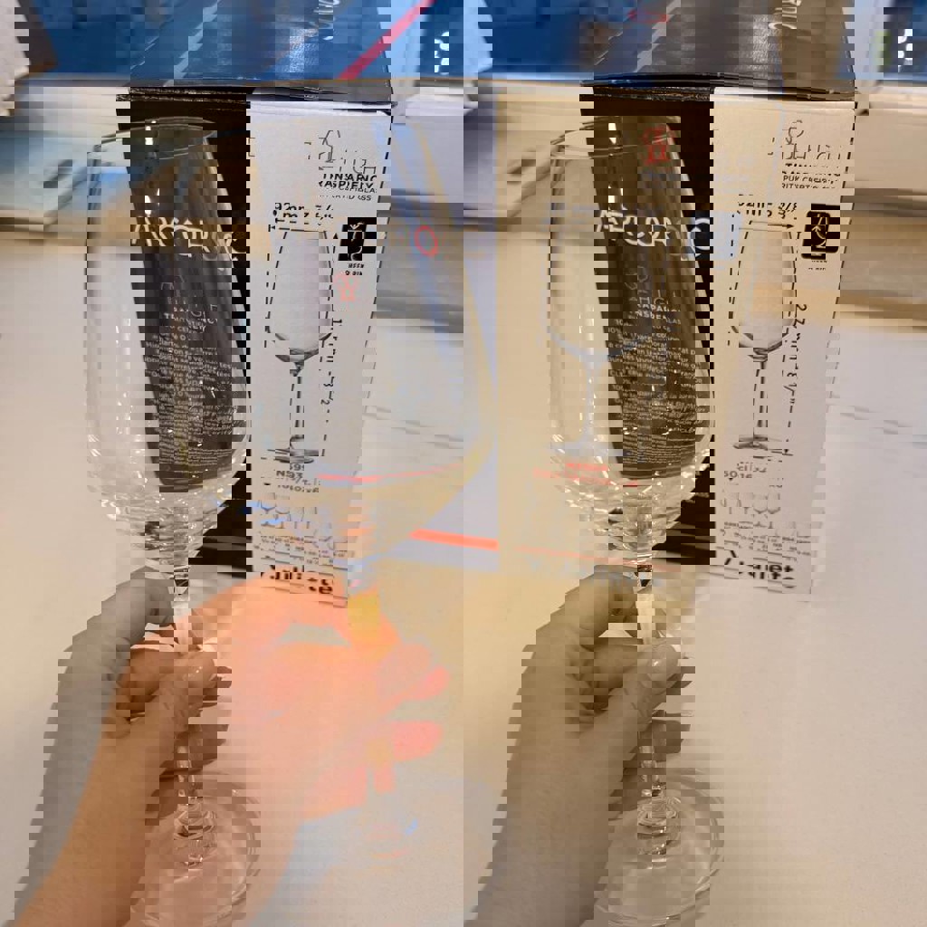 Набор бокалов для вина