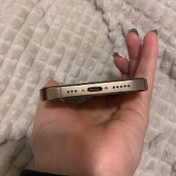 IPhone 16 Pro - фото 3
