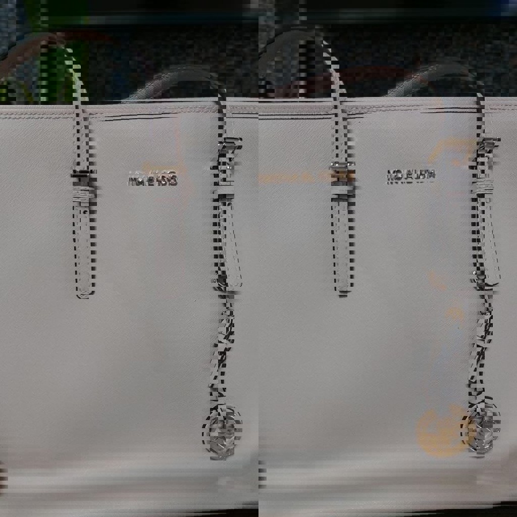 Сумка светлорозовая Michael Kors