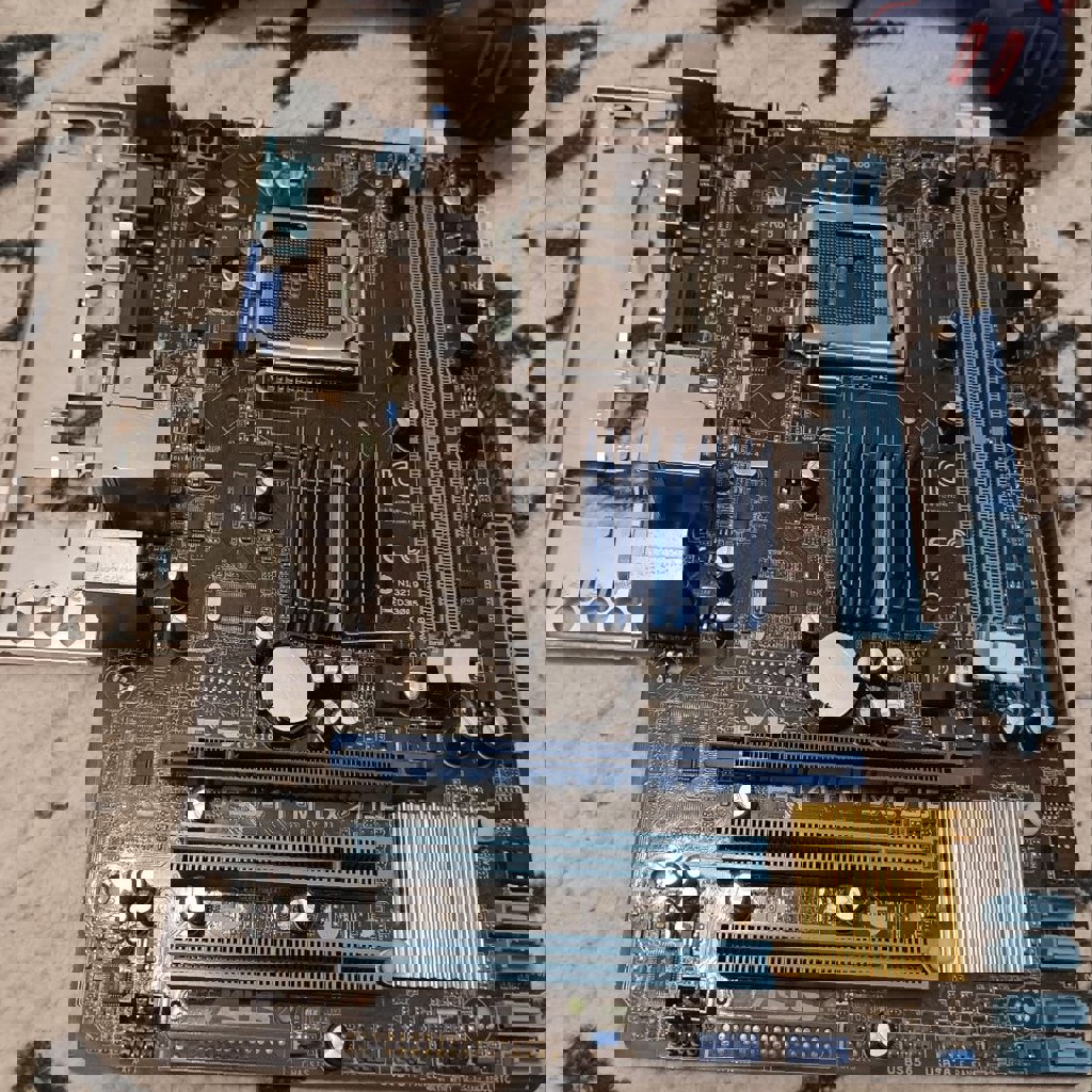 Оперативная память DDR3 4 ГБ