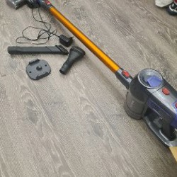 Аккумуляторный безпроводной пылесос Hyundai - фото 2