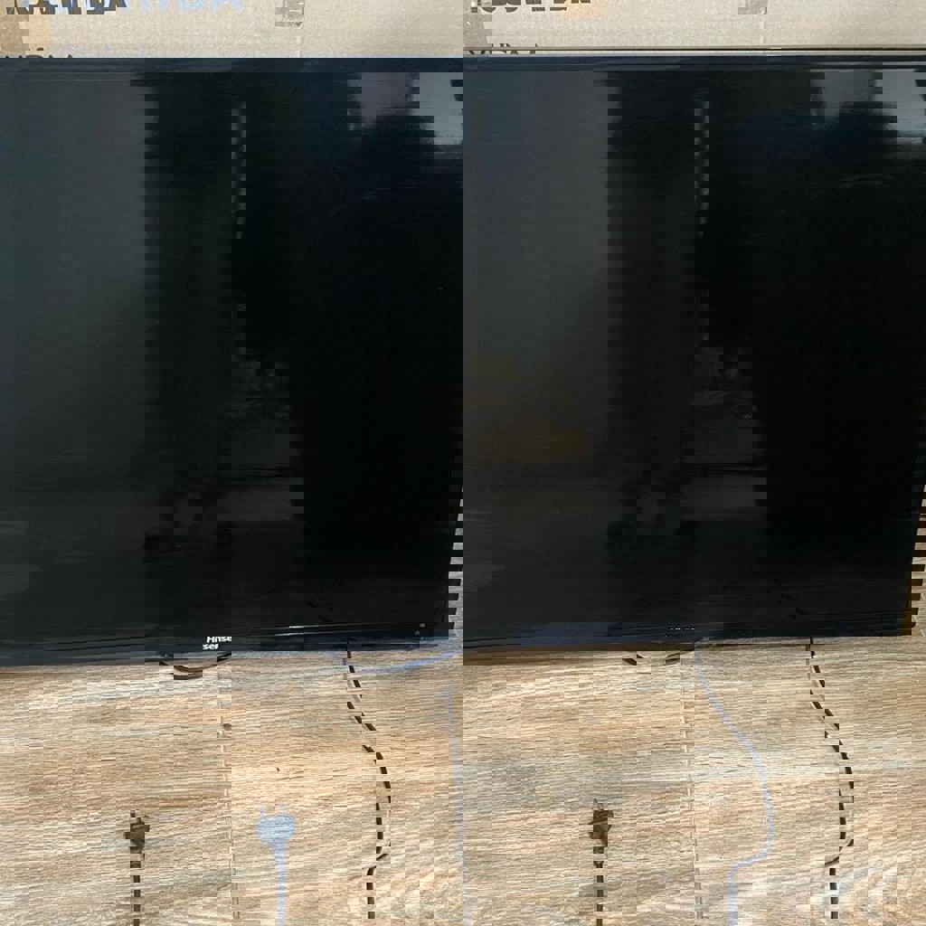 Телевизор Hisense H43M2100S