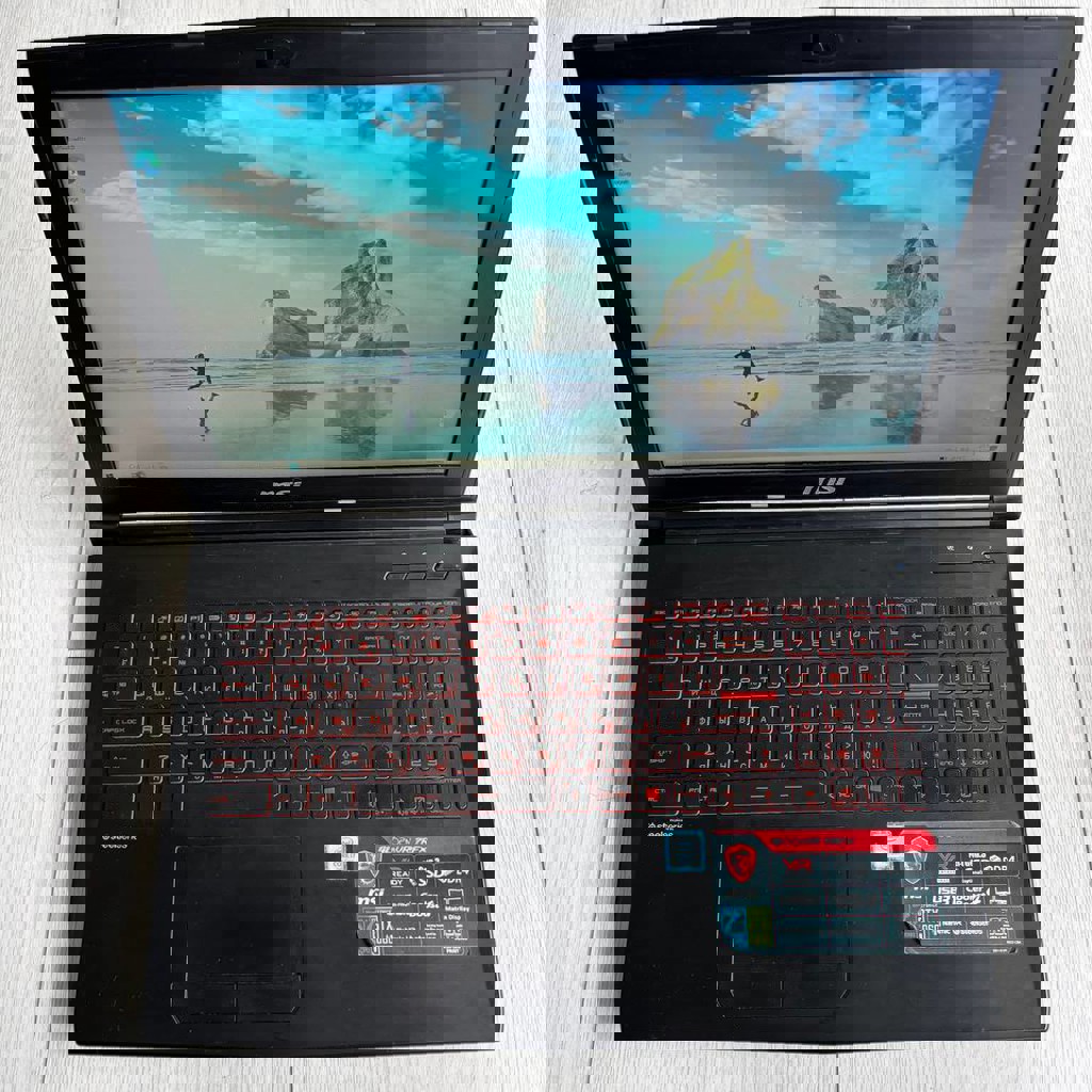 Игровой ноутбук MSI MS-16JB