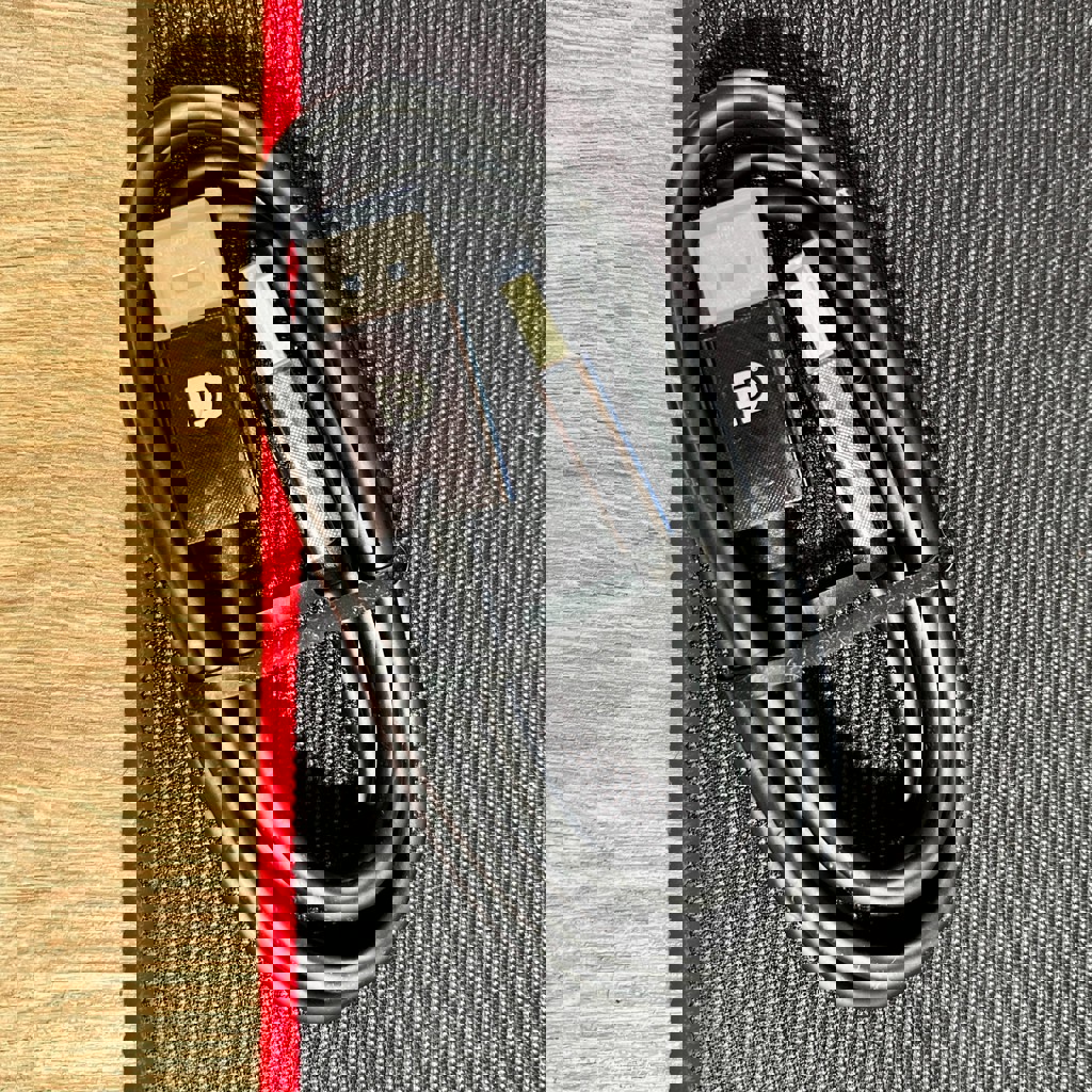 Настольные колонки Creative Pebble V3