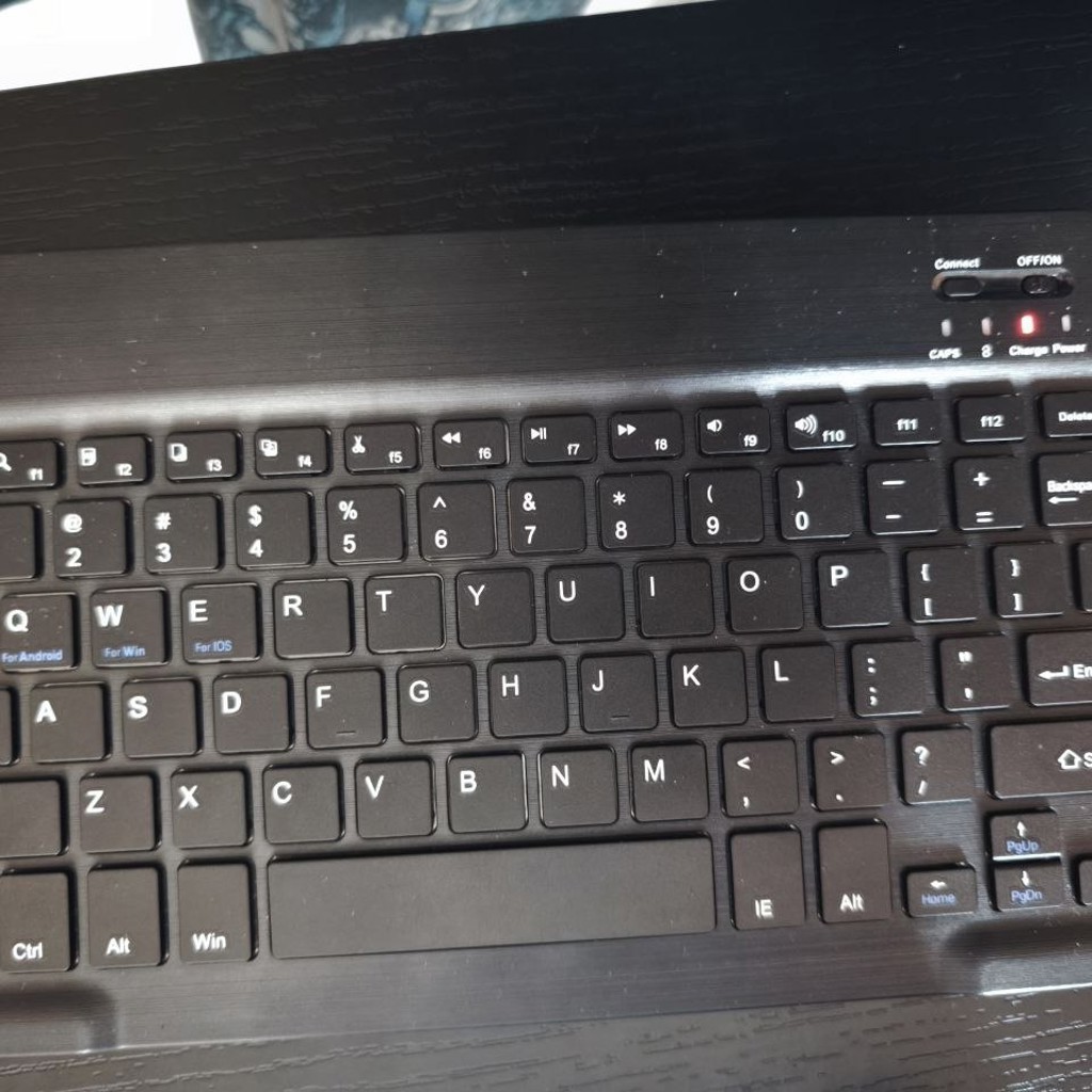 Bluetooth клавиатура