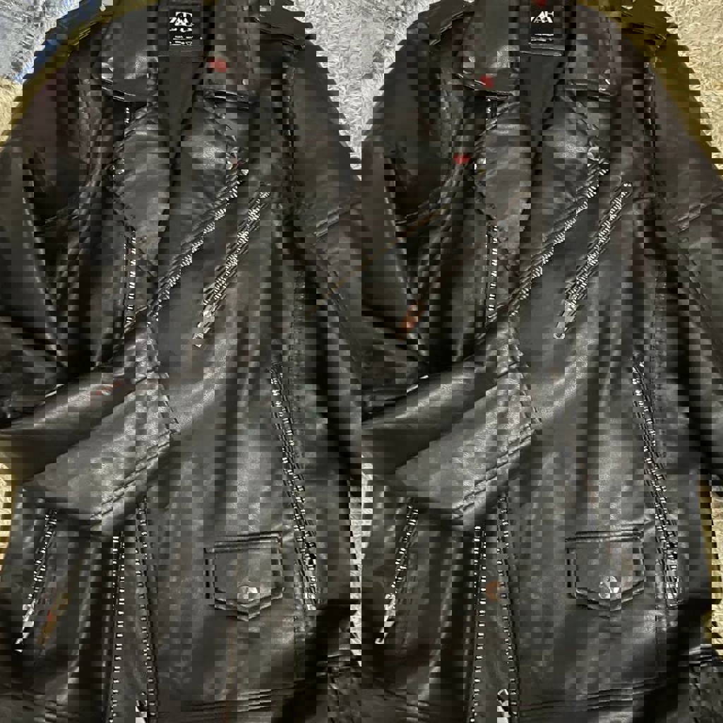 Куртка от Zara