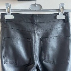 Брюки Stradivarius из экокожи - фото 2