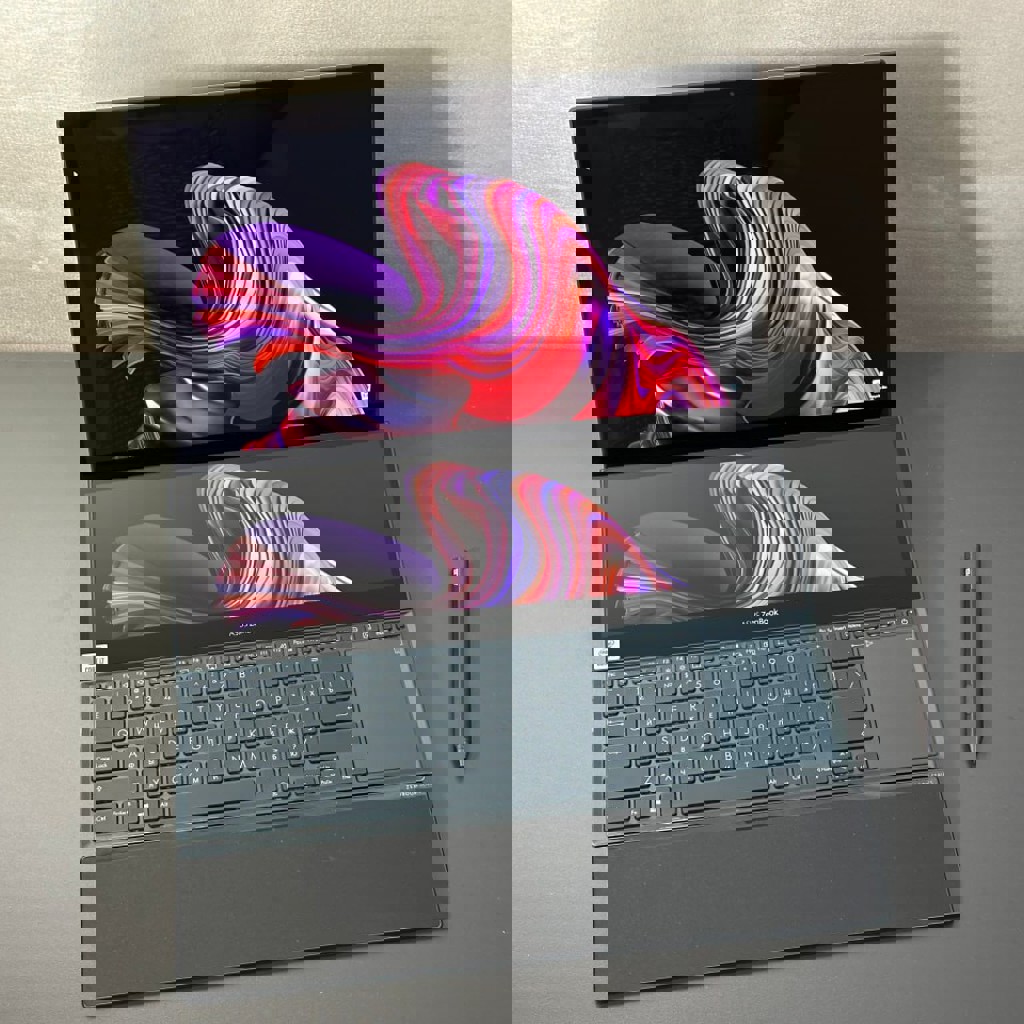 Ноутбук ASUS ZenBook duo UX582