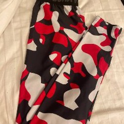 Леггинсы с камуфляжным узором - фото 3