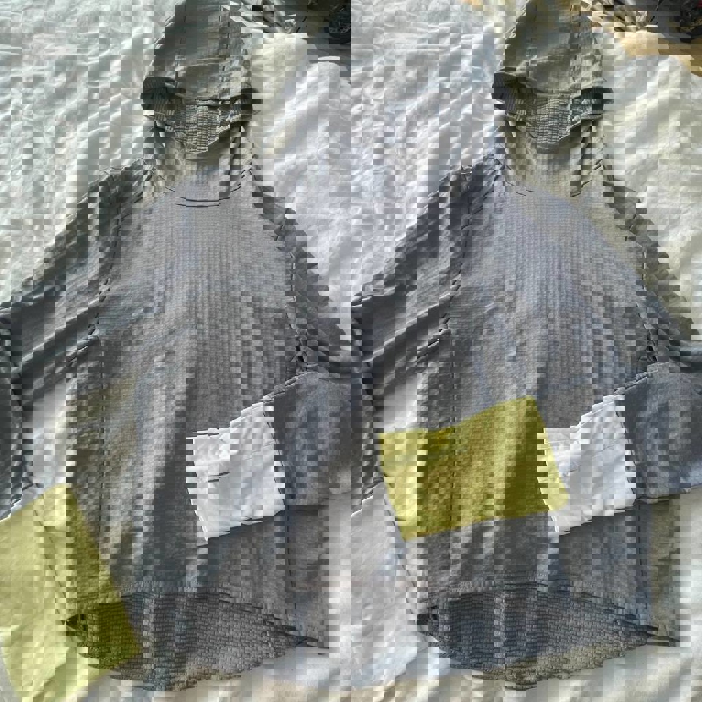 Укороченная спортивная кофта