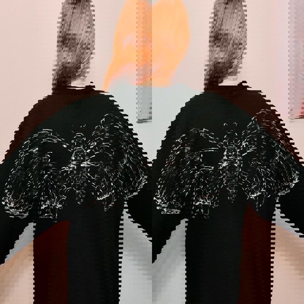 Кофта с ручной росписью